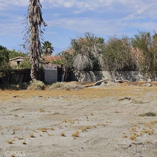 Cathedral City, CA 92234,67150 peineta Road