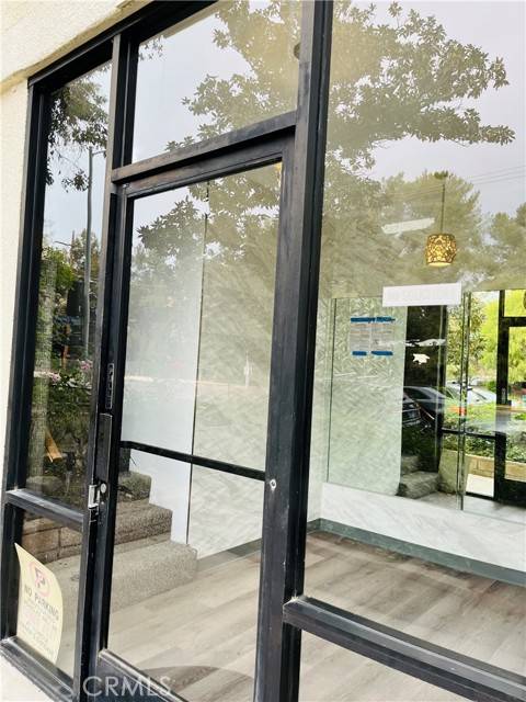 Sherman Oaks, CA 91423,13406 Moorpark #102