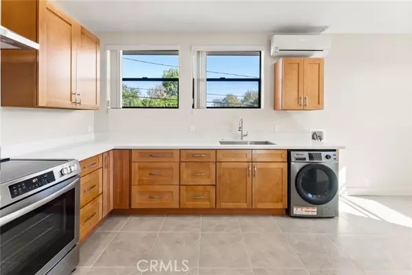 5224 Lennox Avenue #1/2, Sherman Oaks, CA 91401