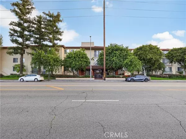 12720 Burbank Boulevard #323, Valley Village, CA 91607