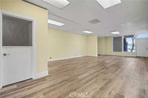 Sherman Oaks (los Angeles), CA 91423,14410 Ventura Boulevard