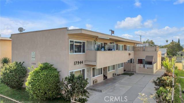 Northridge (los Angeles), CA 91325,17944 Schoenborn Street