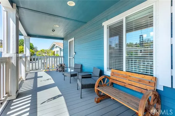 San Fernando, CA 91345,18 Portola