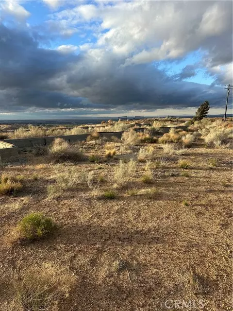 Palmdale, CA 93550,47 S 47 Th STE Ave V7