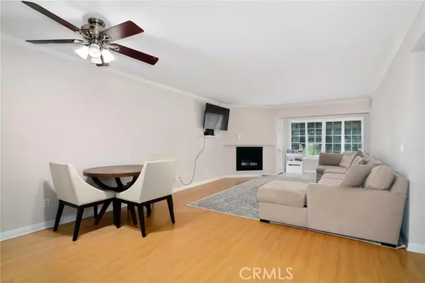 Woodland Hills (los Angeles), CA 91367,5530 Owensmouth Avenue #123
