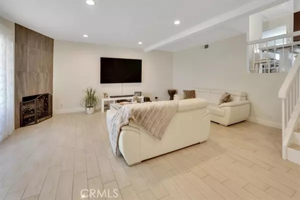Chatsworth (los Angeles), CA 91311,10011 Topanga Canyon Boulevard #1