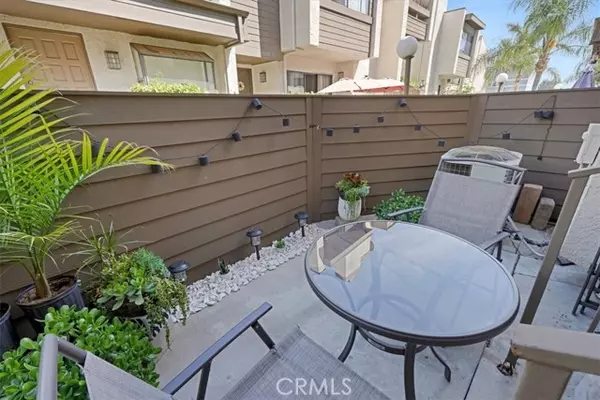 Chatsworth (los Angeles), CA 91311,10011 Topanga Canyon Boulevard #1