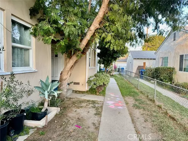 Van Nuys (los Angeles), CA 91406,7450 Woodley Avenue