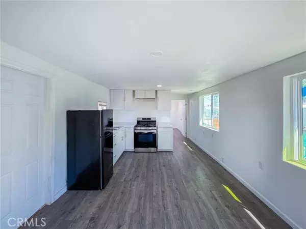 Lancaster, CA 93535,45446 E 7TH Street #37