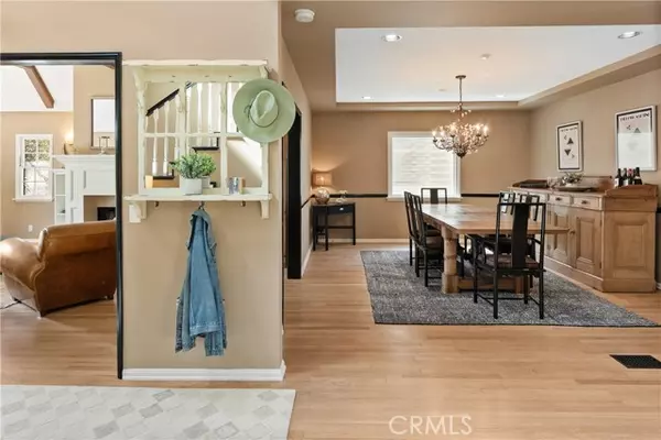 Santa Monica, CA 90402,549 15th Street