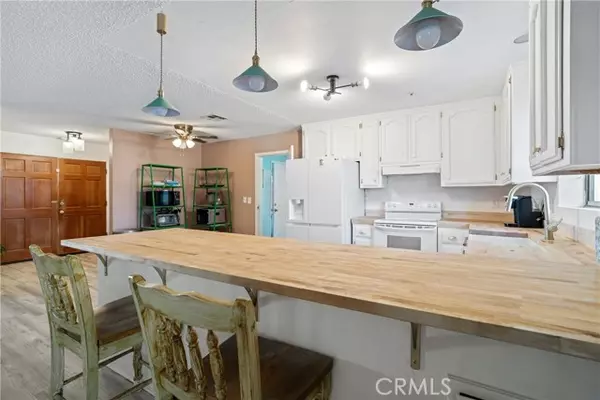 Lancaster, CA 93536,48881 190th Street