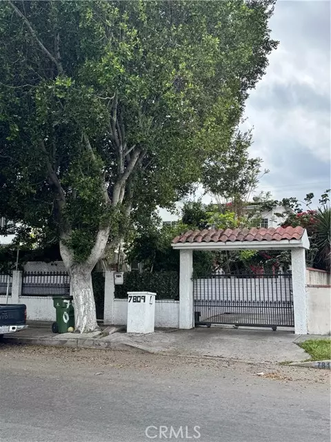 7809 Troost Avenue, North Hollywood (los Angeles), CA 91605