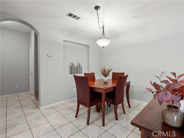 Sylmar (los Angeles), CA 91342,15122 Roxford Street #15
