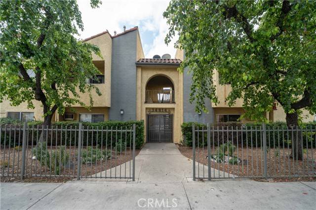 Van Nuys (los Angeles), CA 91411,14814 Erwin Street