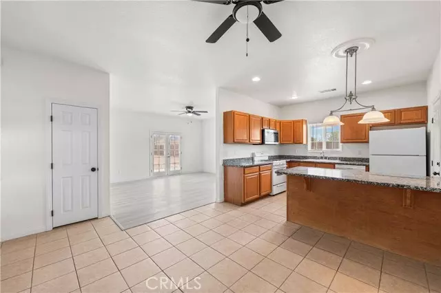 8160 Kalmia Avenue, California City, CA 93505