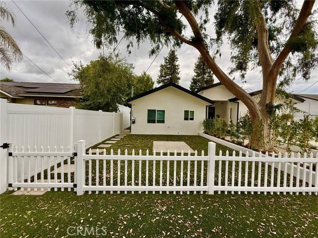 7508 Claire Avenue, Reseda (los Angeles), CA 91335