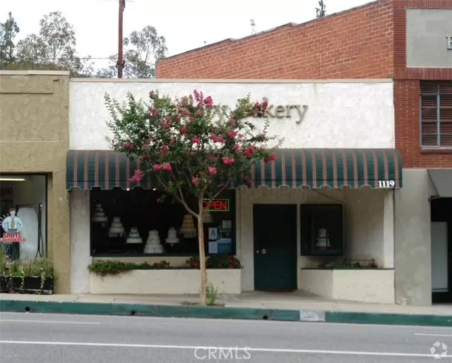 La Canada Flintridge, CA 91011,1119 Foothill Boulevard