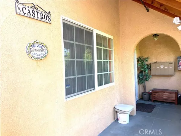 North Hollywood (los Angeles), CA 91606,6417 Troost Avenue