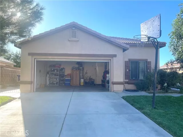Lancaster, CA 93535,43909 Gingham Avenue