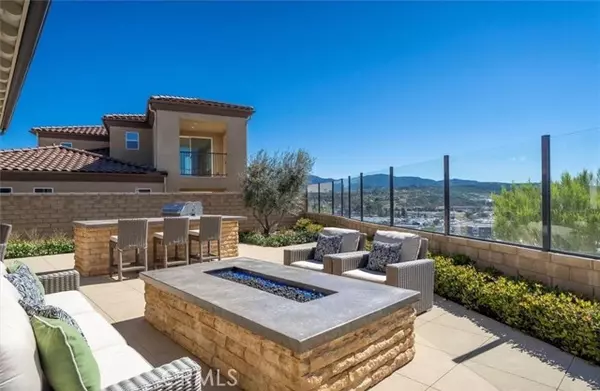 Saugus (santa Clarita), CA 91350,20535 Martingale Place
