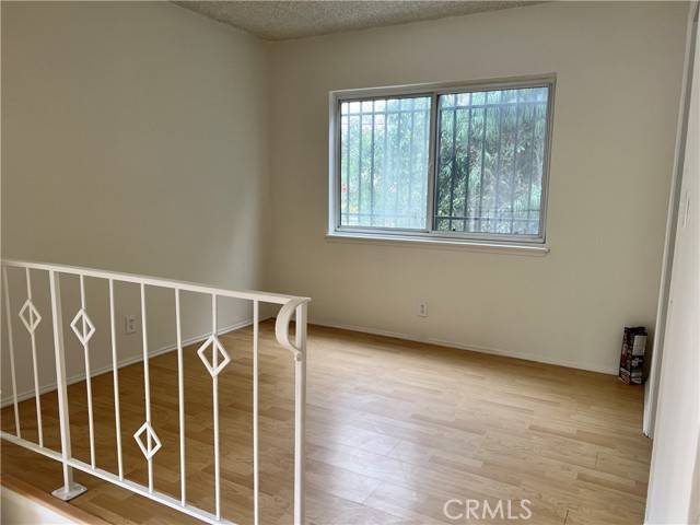 Los Angeles, CA 90035,859 S Shenandoah Street #1