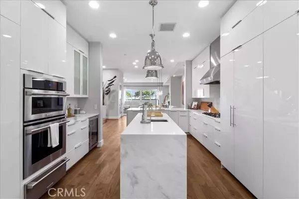 Malibu, CA 90265,22065 Pacific Coast Hwy #3