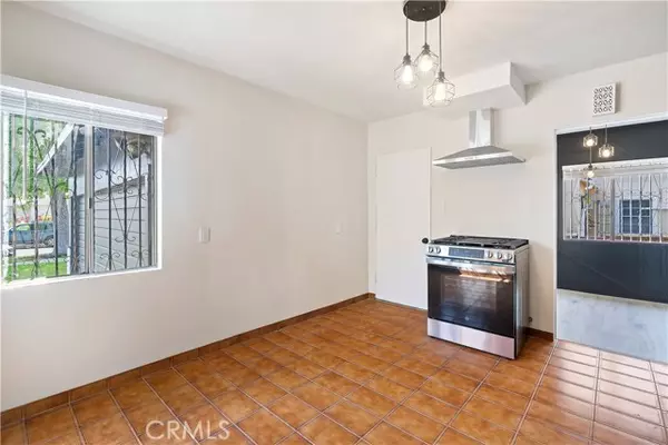 North Hollywood (los Angeles), CA 91606,6255 Satsuma Avenue