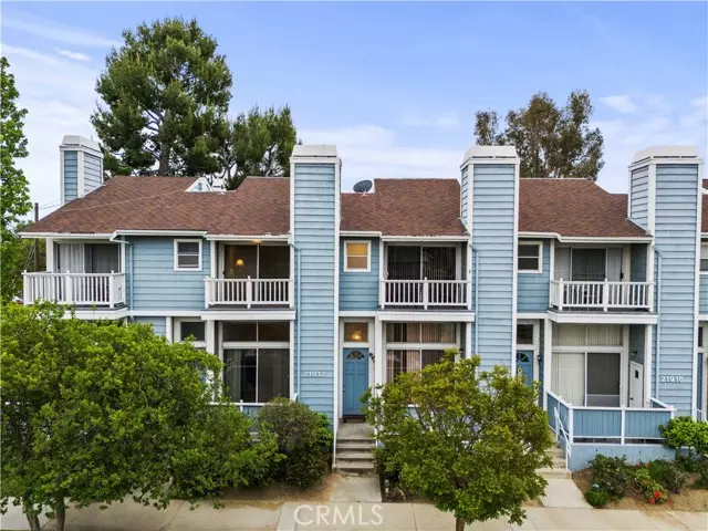 21912 Hiawatha Street #2, Chatsworth (los Angeles), CA 91311