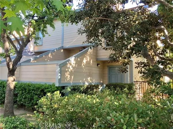 9917 Independence Avenue #C, Chatsworth (los Angeles), CA 91311