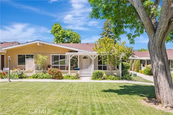 19223 Avenue Of The Oaks #D, Newhall (santa Clarita), CA 91321