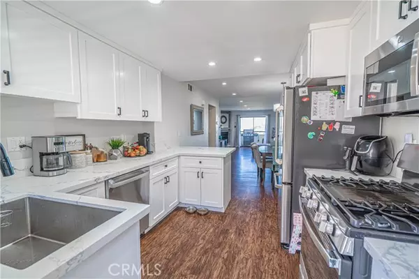 Canyon Country (santa Clarita), CA 91387,18111 Erik Court #445