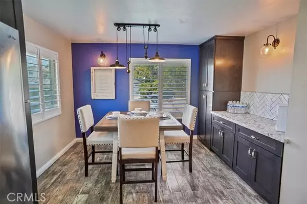 Valencia (santa Clarita), CA 91354,27754 Laurel Creek Circle