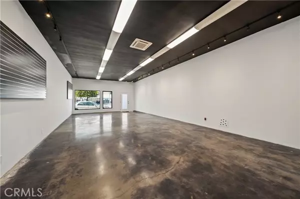 North Hollywood (los Angeles), CA 91601,10618 Magnolia Boulevard