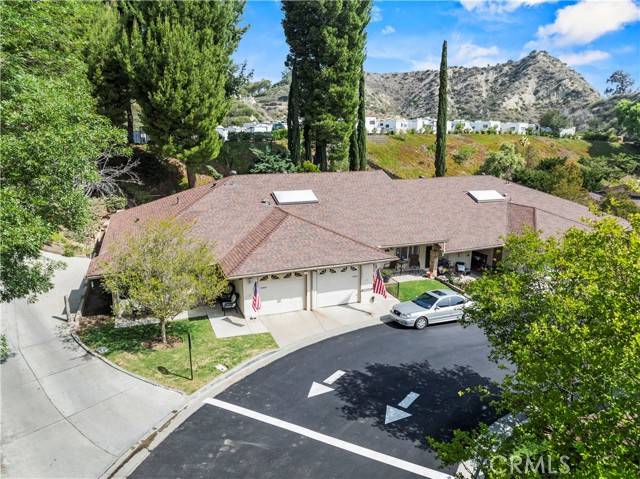 Newhall (santa Clarita), CA 91321,19439 Oak Crossing Road