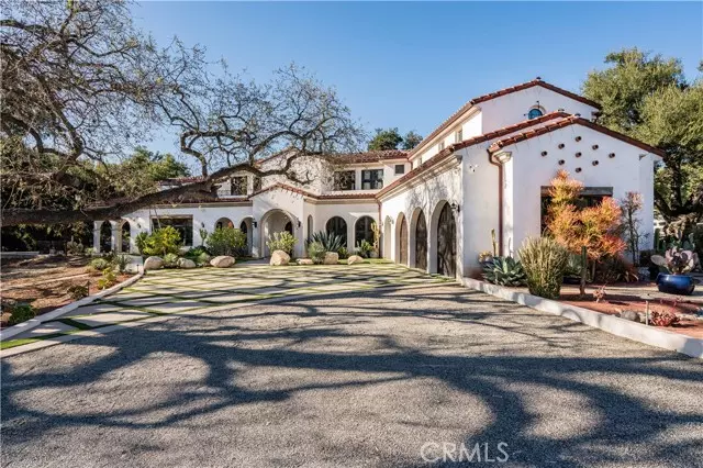 6451 Chesebro Road, Agoura Hills, CA 91301