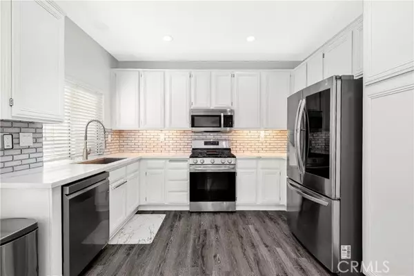 Saugus (santa Clarita), CA 91350,20220 Arthur Court