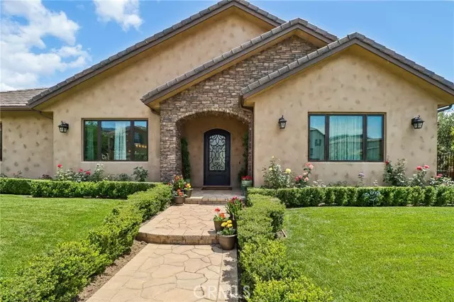 Simi Valley, CA 93065,4004 Snowgoose Street