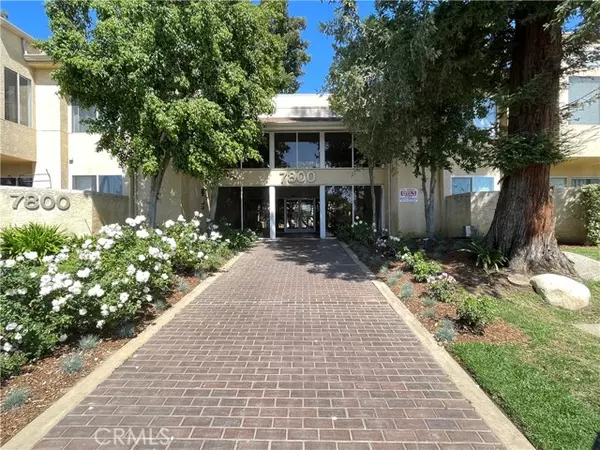 7800 Topanga Canyon Boulevard #208, Canoga Park (los Angeles), CA 91304