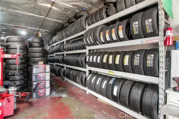 7523 Coldwater Canyon Avenue, North Hollywood (los Angeles), CA 91605