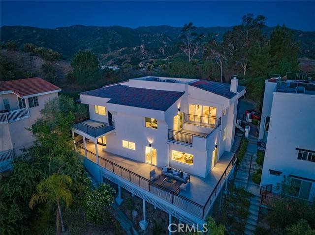 Newhall (santa Clarita), CA 91321,23835 Bella Vista Drive