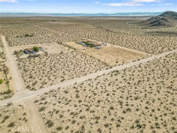 Joshua Tree, CA 92252,62711 Moonlight Mesa Street