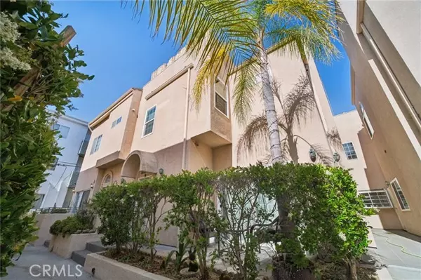 Toluca Lake (los Angeles), CA 91602,10659 Bloomfield Street