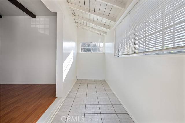 North Hollywood (los Angeles), CA 91606,11840 Archwood Street