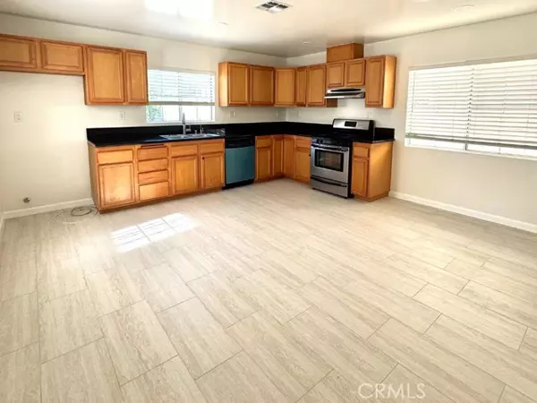 13003 Calvert Street, Van Nuys (los Angeles), CA 91401