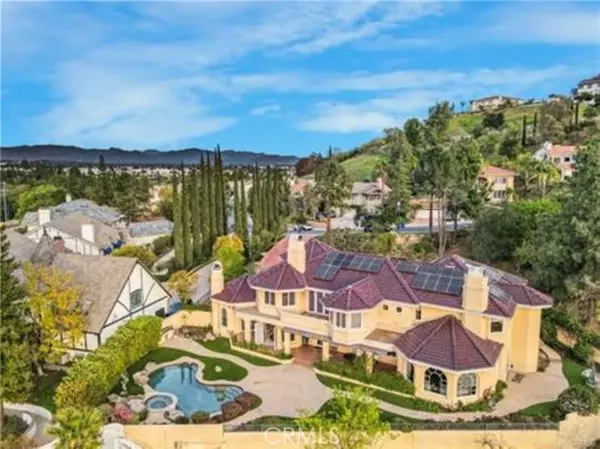 Chatsworth (los Angeles), CA 91311,22537 N Summit Ridge Circle