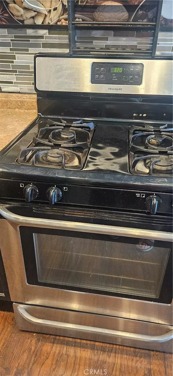 Canoga Park (los Angeles), CA 91304,8811 Canoga Avenue #120