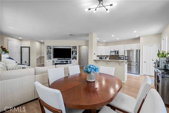 29248 Dakota Drive, Valencia (santa Clarita), CA 91354