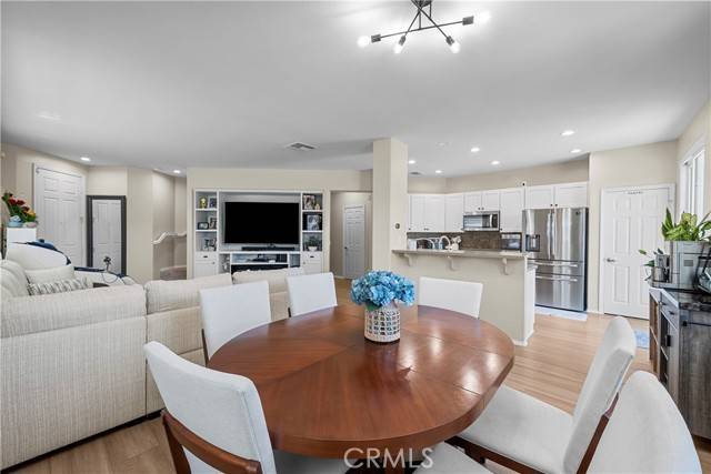 29248 Dakota Drive, Valencia (santa Clarita), CA 91354