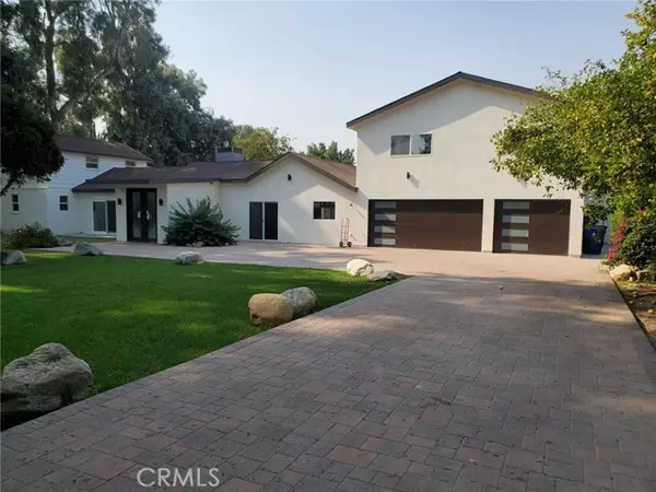 23041 Erwin Street, Woodland Hills (los Angeles), CA 91367