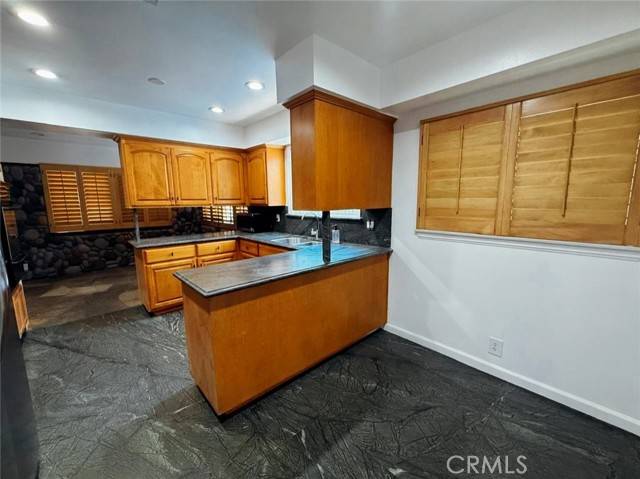 North Hollywood (los Angeles), CA 91605,7029 Bellaire Avenue